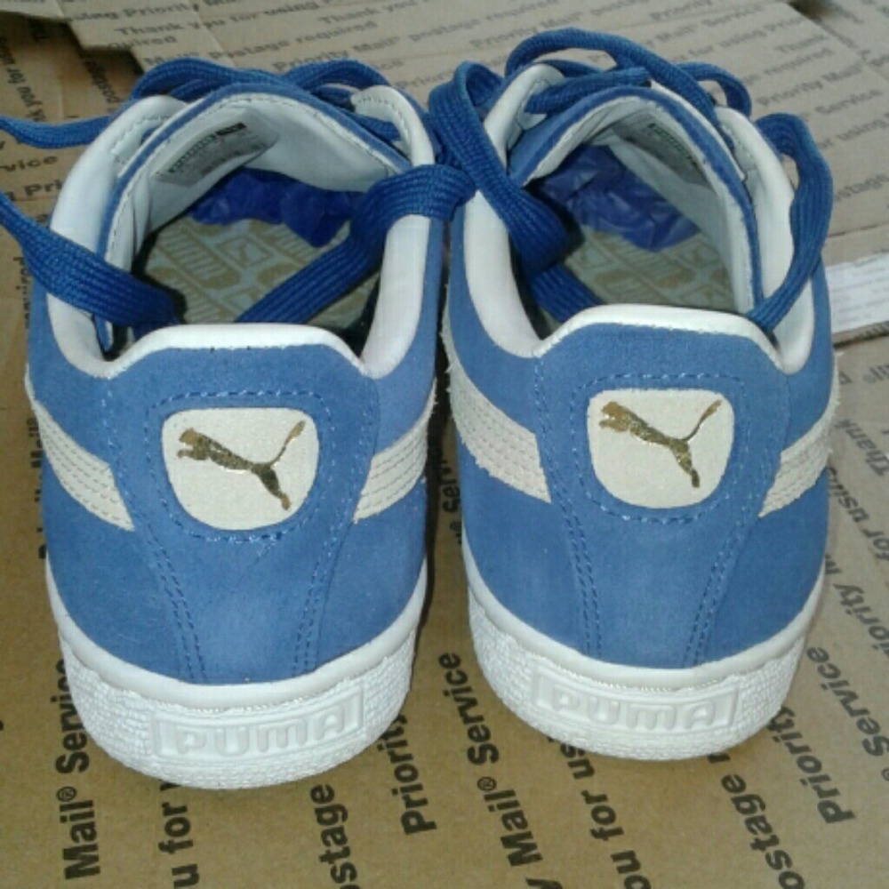 π¨ NEW Classic Suede Puma Sneakers Women size 9 - Picture 2 of 7